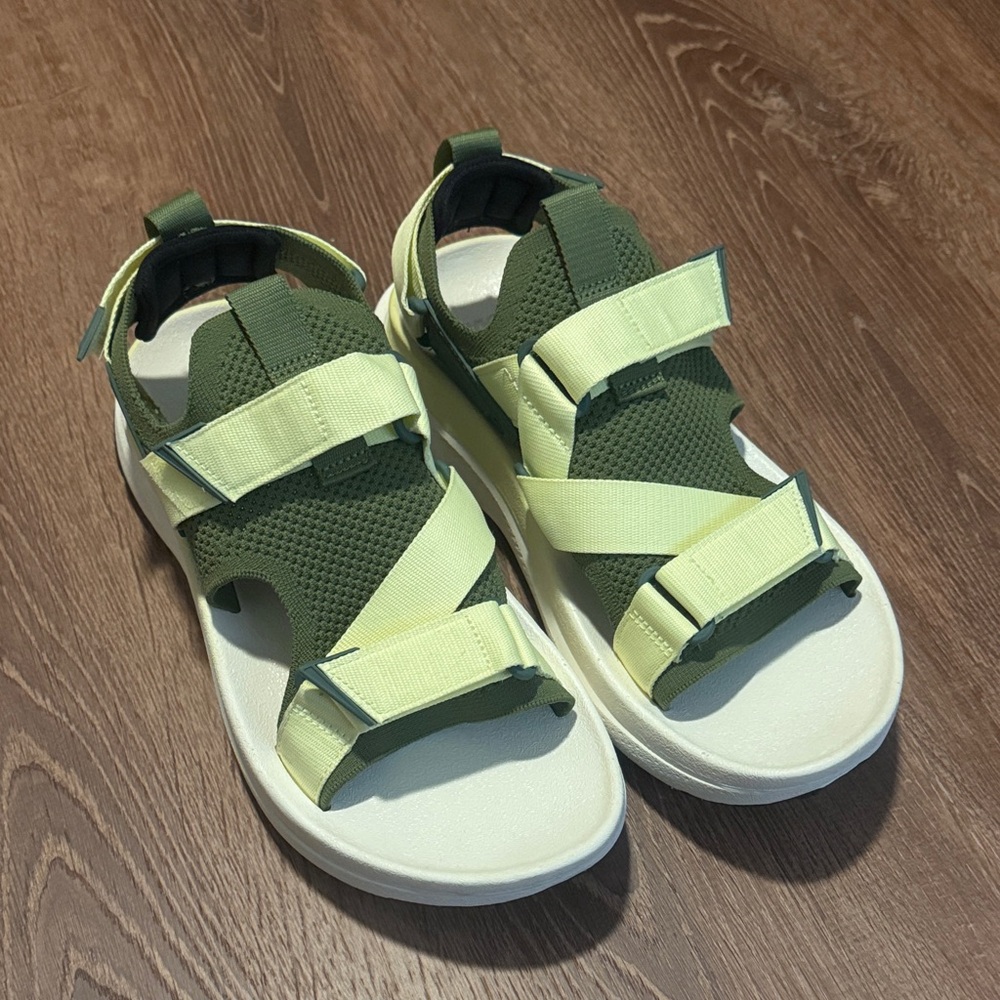 TEVA Aventrail Size 10 Men's Olive Green Sport Sandals with Light Lime Straps